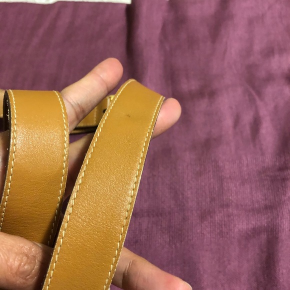 Sold Authentic Gucci Vintage Sling Bag - Picture 5 of 16